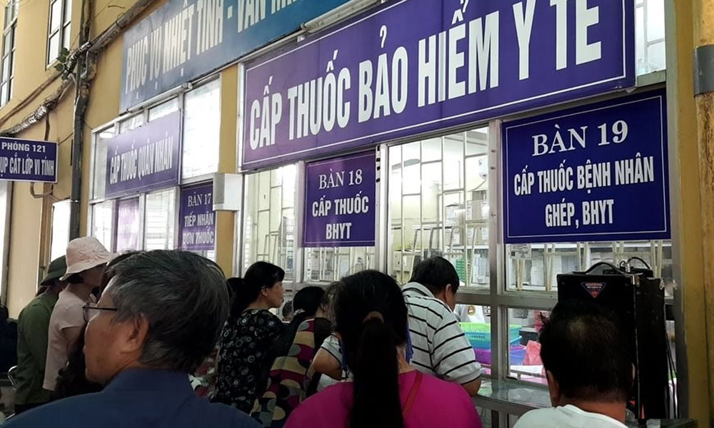  Bệnh nhân bảo hiểm y tế mua thuốc, vật tư y tế bên ngoài được thanh toán trực tiếp khi nào?